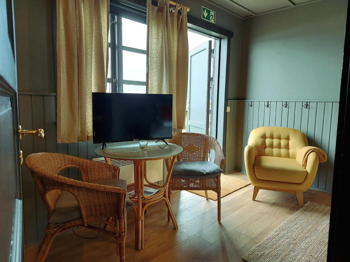 Riverfront Lodge هيلاّ المظهر الخارجي الصورة
