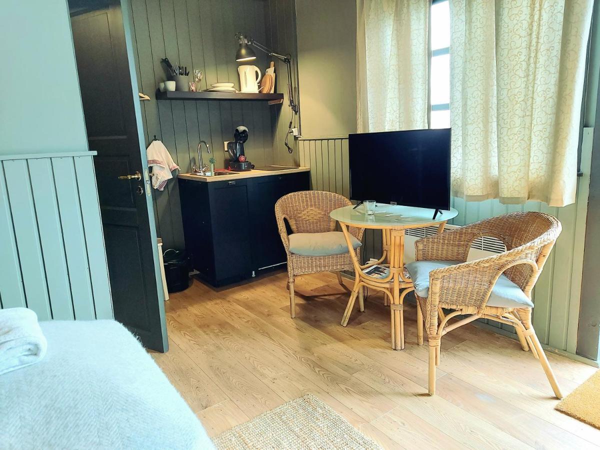 Riverfront Lodge هيلاّ المظهر الخارجي الصورة